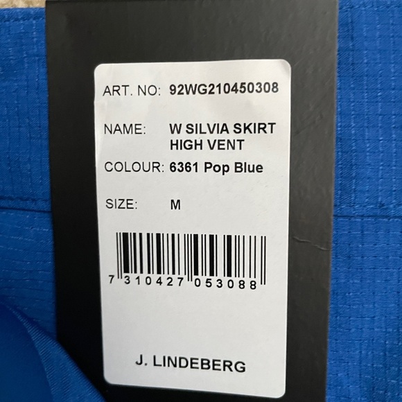 Ladies J. Lindeberg Silvia Skirt w/ high vent (153) - Picture 4 of 11